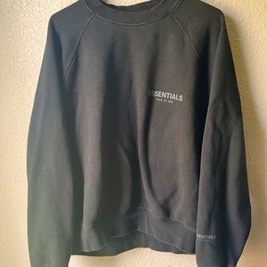 Blk Essentials Crewneck